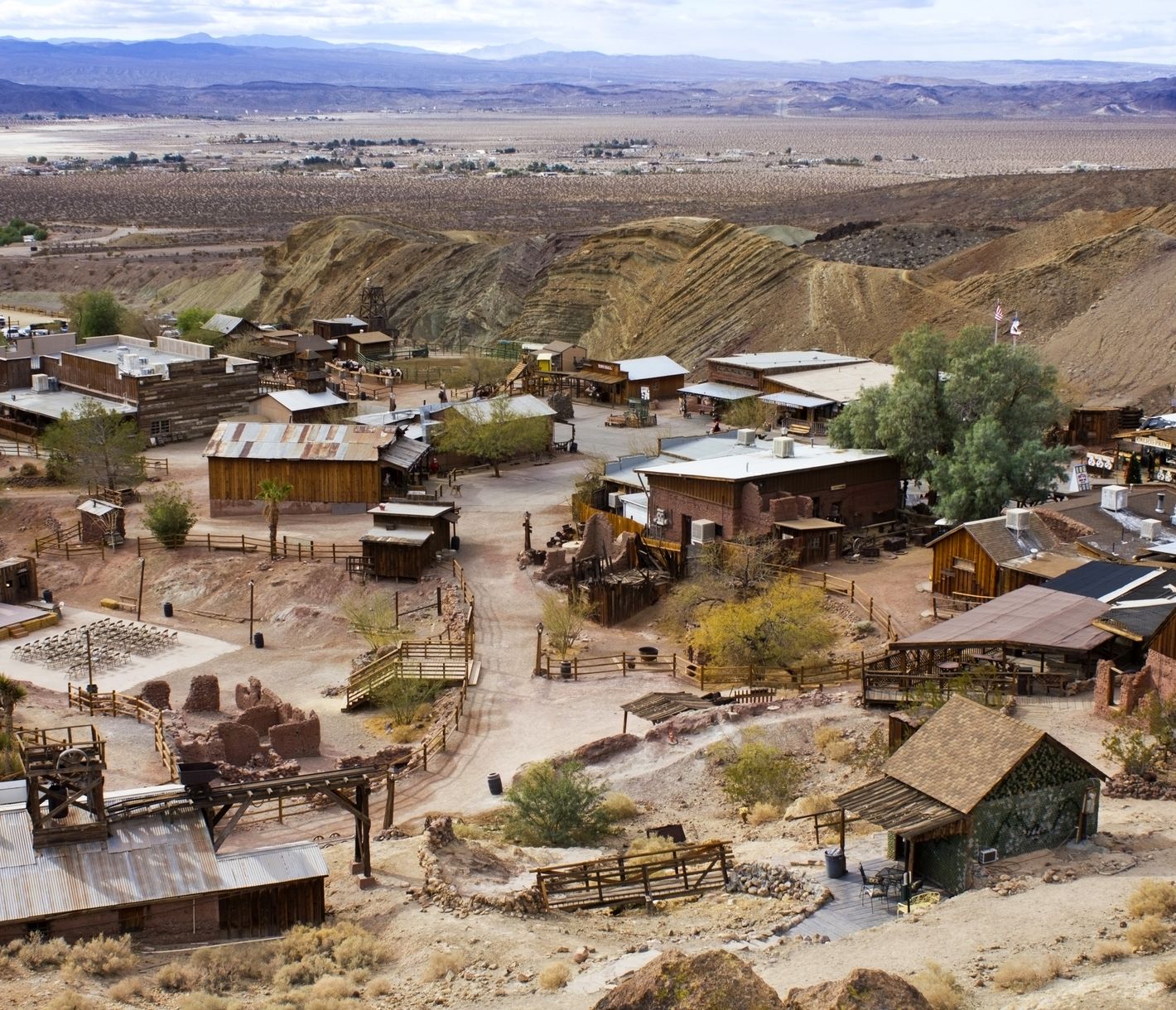 Calico Ghost Town liegt in der Mojave Wüste, in Südkalifornien.