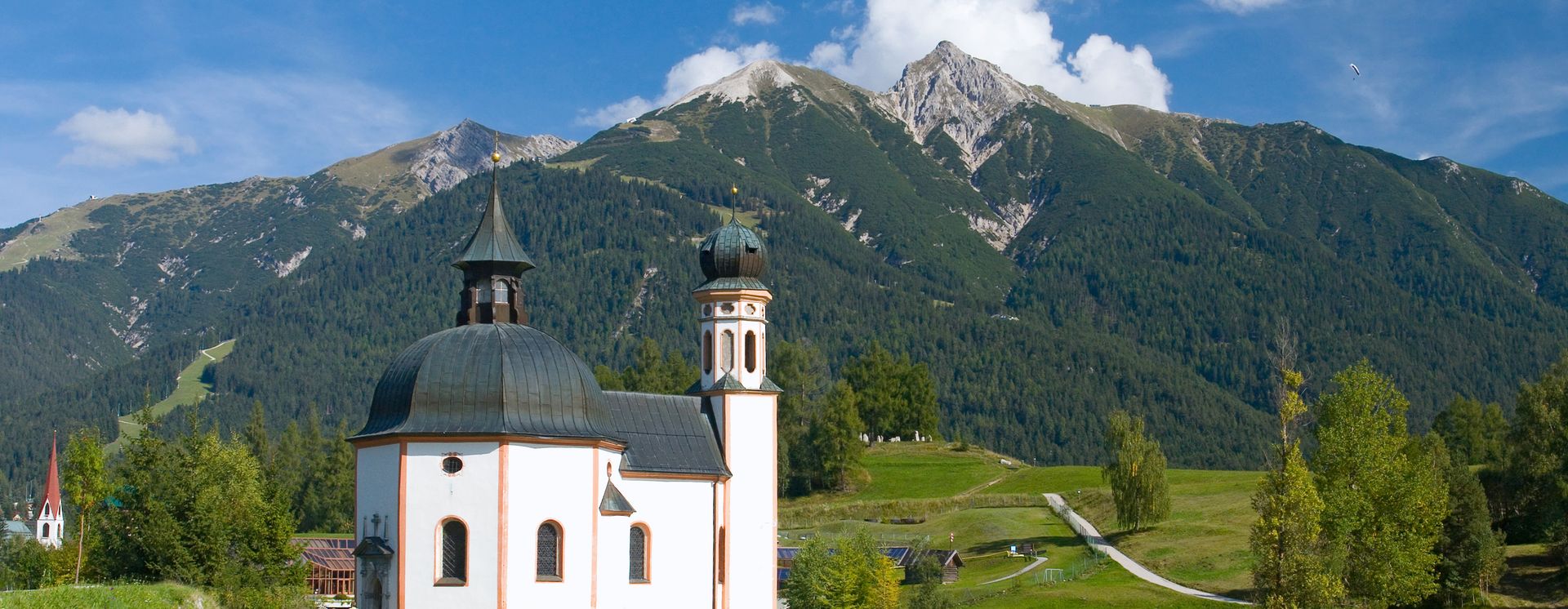 Chapelle à Seefeld en été