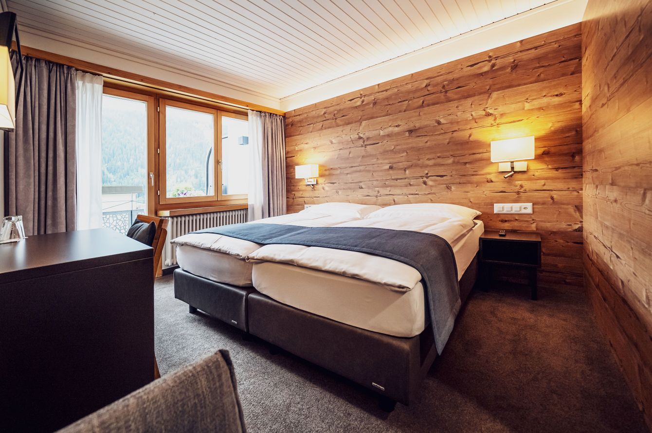 Chambre double Comfort / © Davos Klosters Mountains