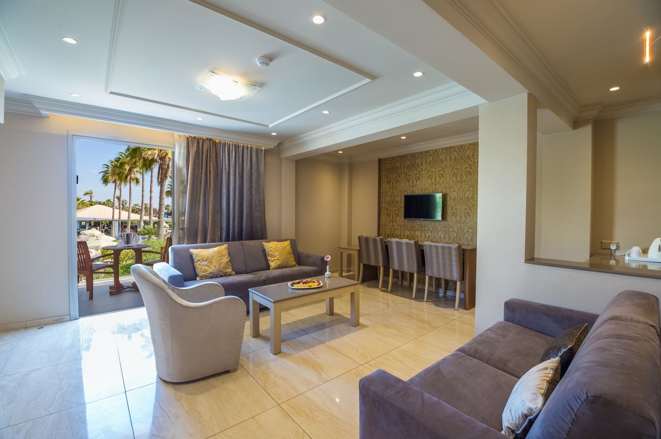 Queen Suite