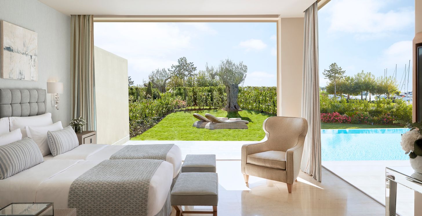 Drei-Schlafzimmer-Familiensuite mit Privatpool