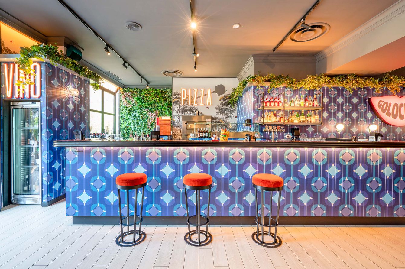 Bar
