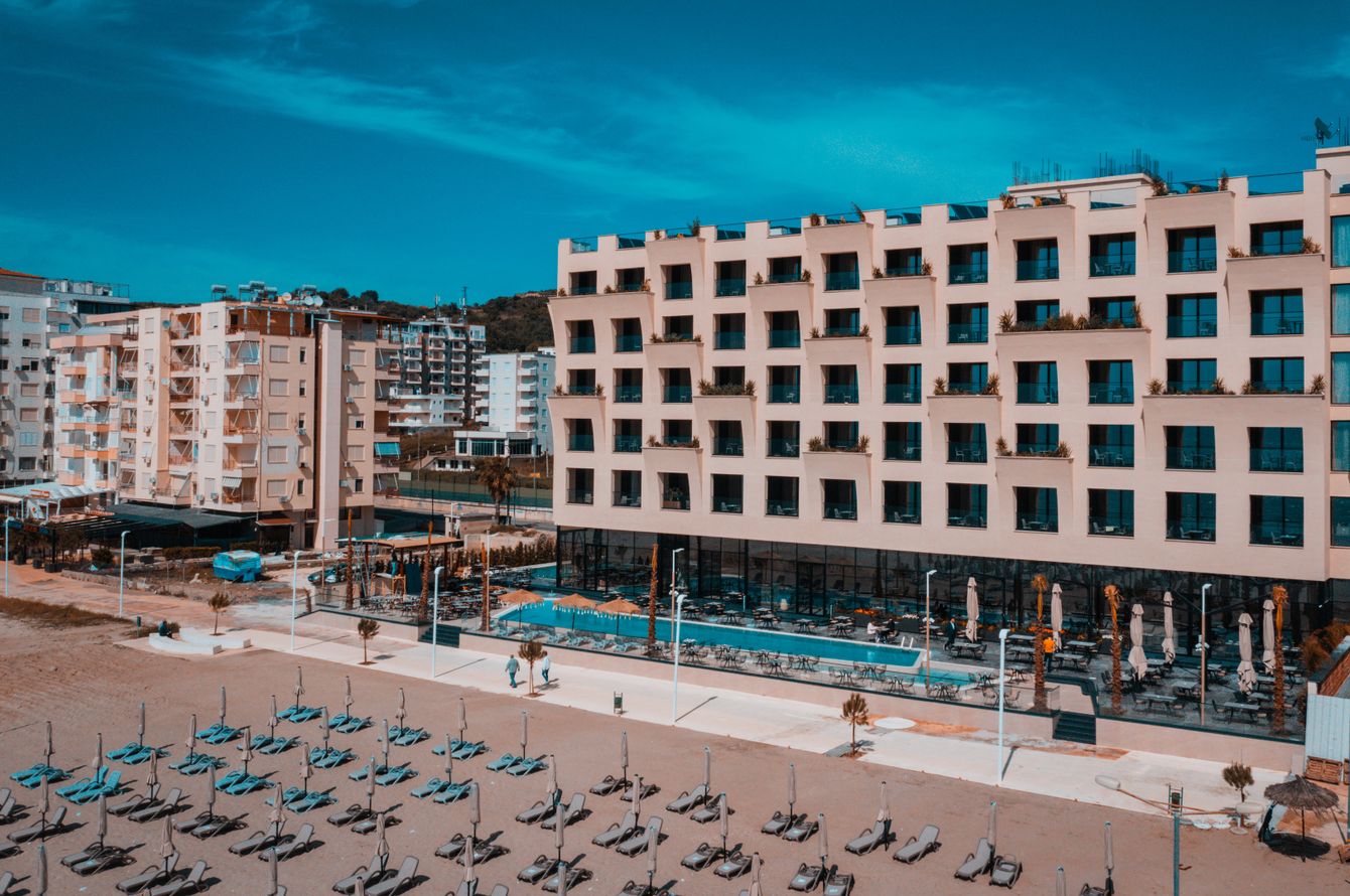 Royal G Deluxe Hotel & Spa