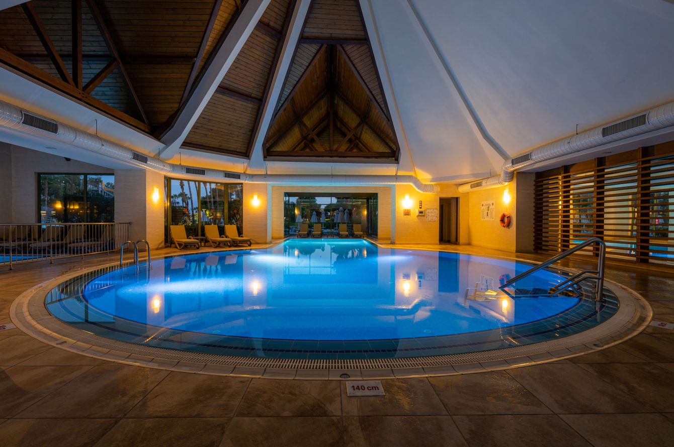 Piscine intérieure