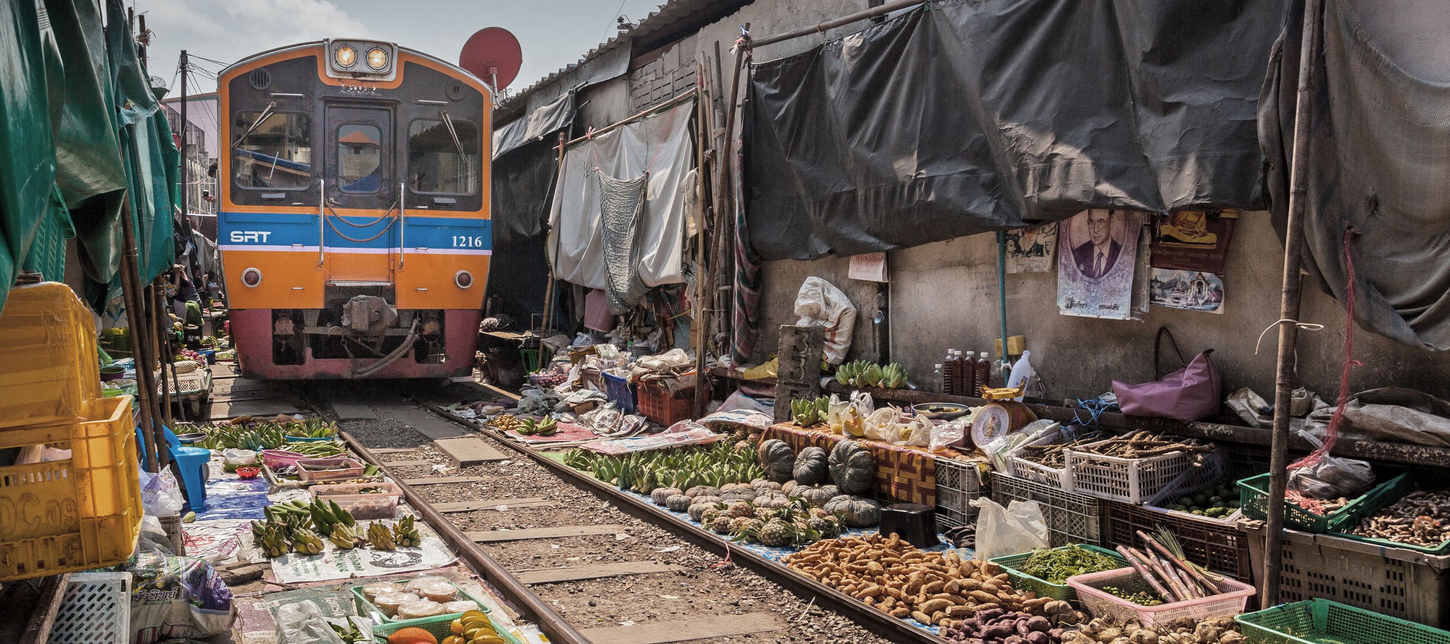 Mae Klong Railway Market