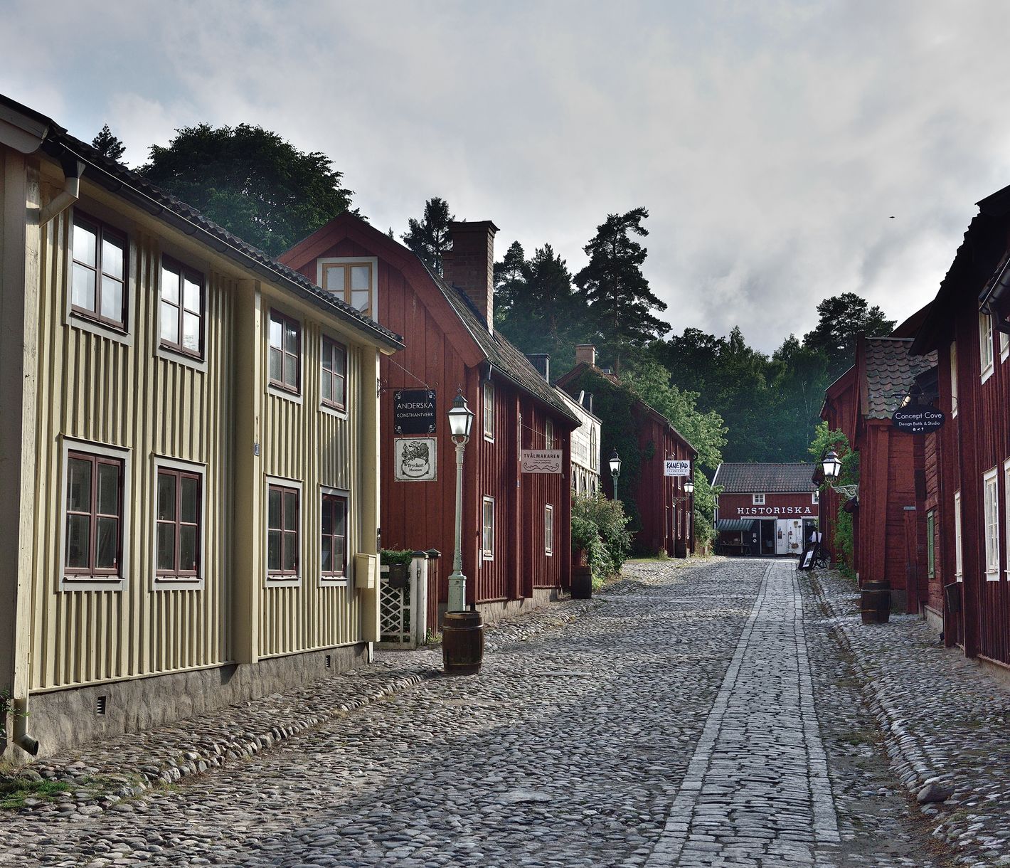 Holzhäuser so weit das Auge reicht