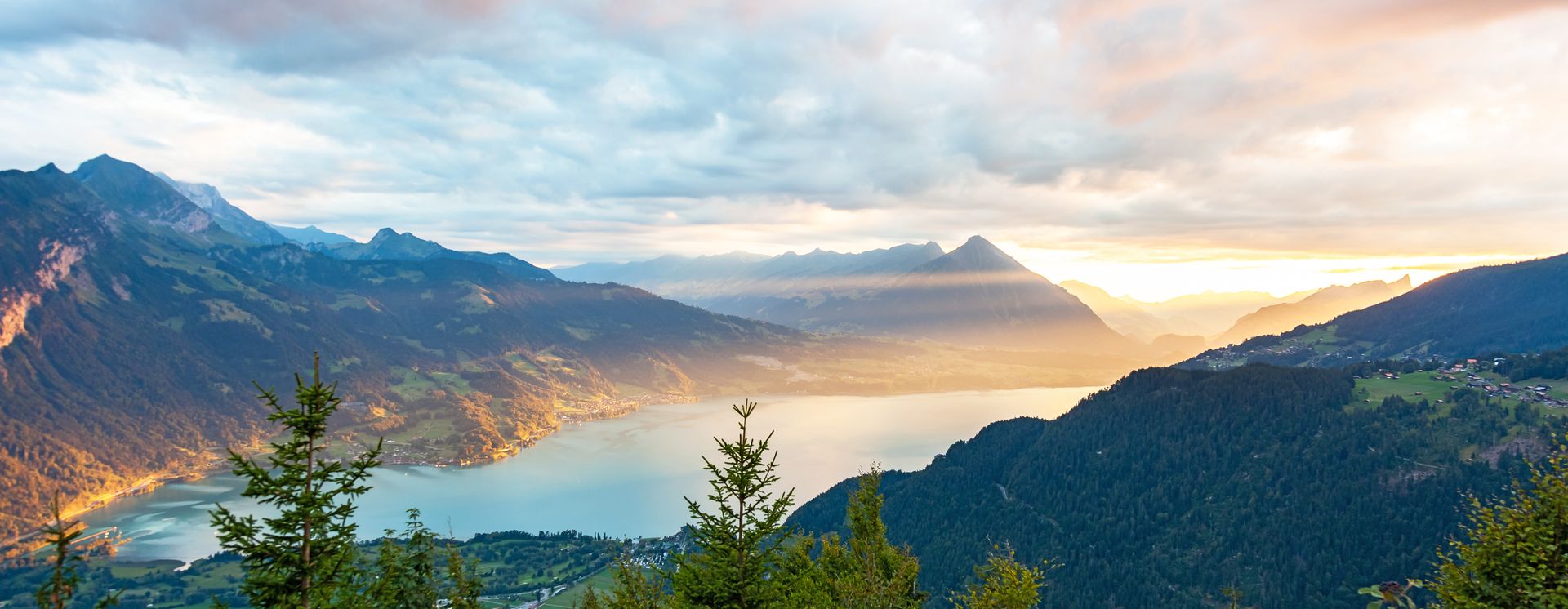 Interlaken und der Thunersee