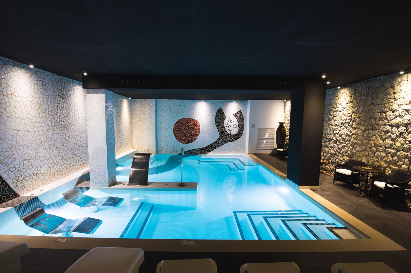 Piscine intérieure