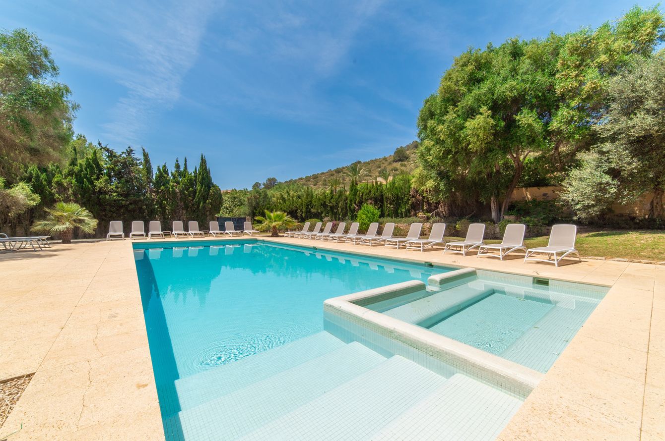 Piscine extérieure