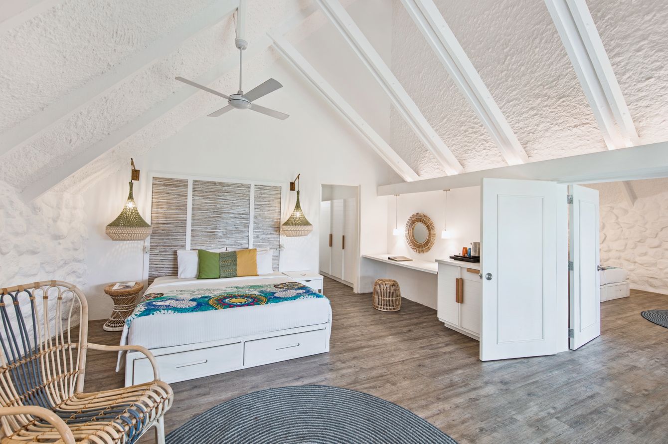 Pavillon Beach