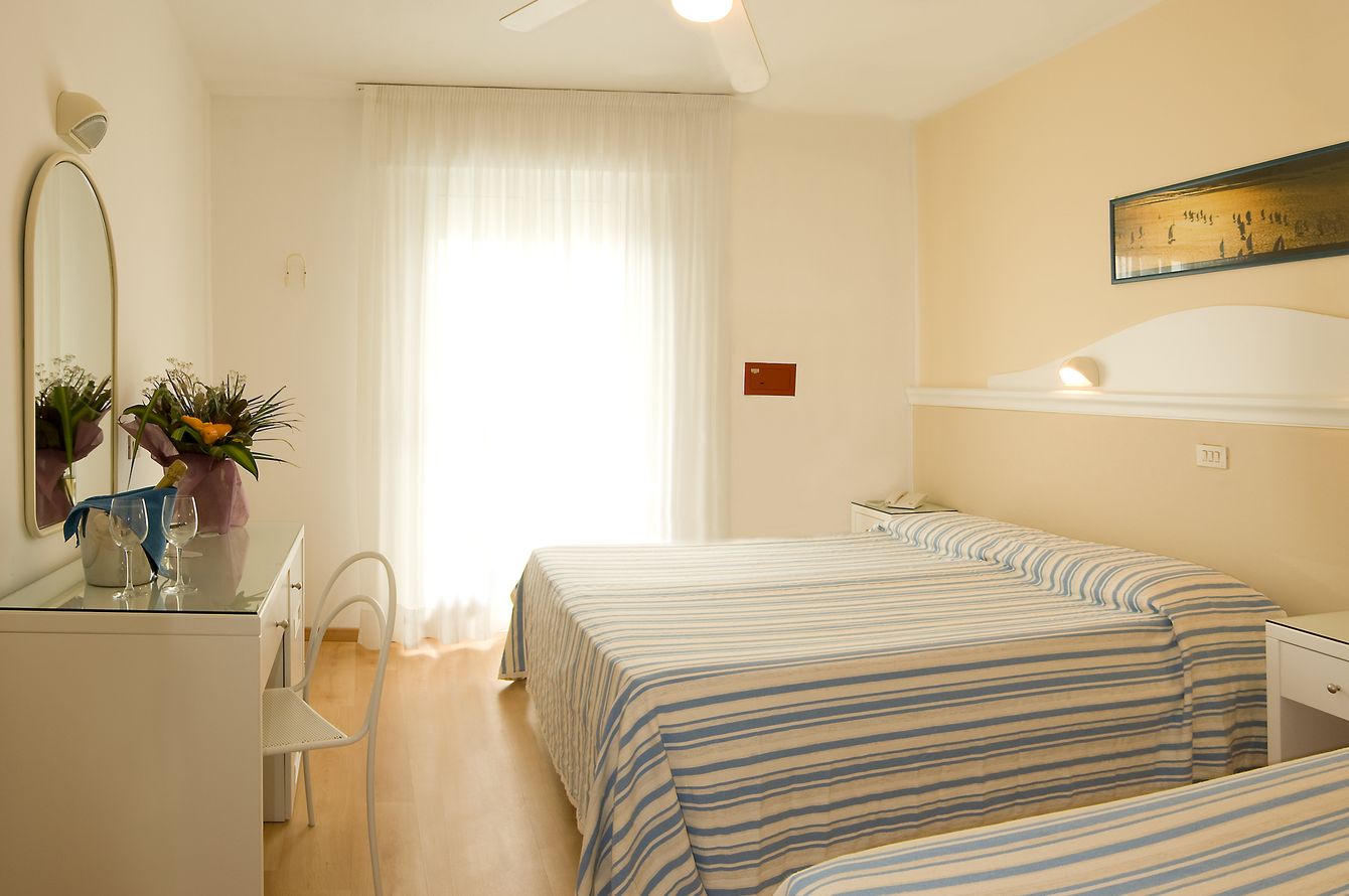 Dreibettzimmer