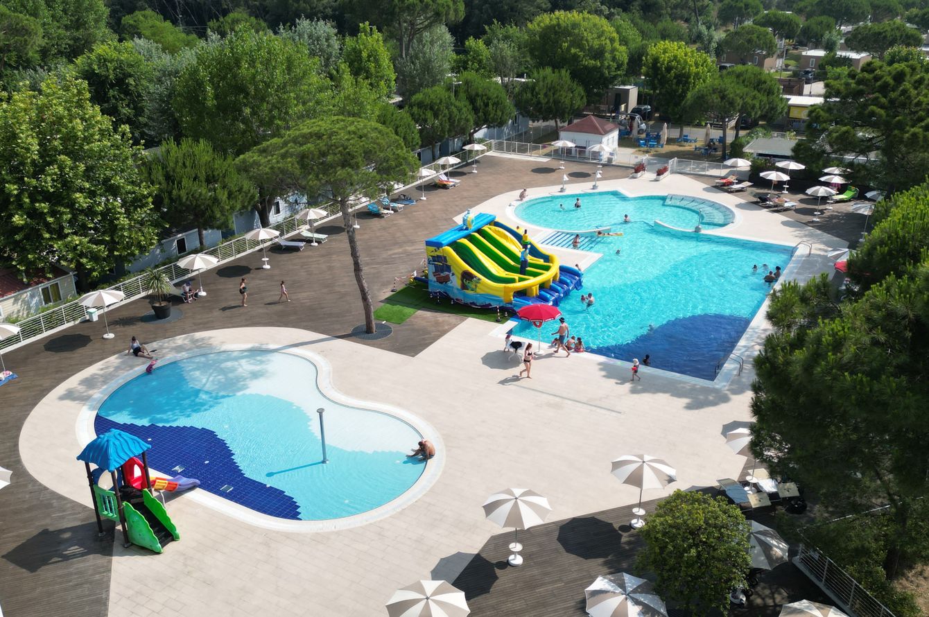 Piscine extérieure