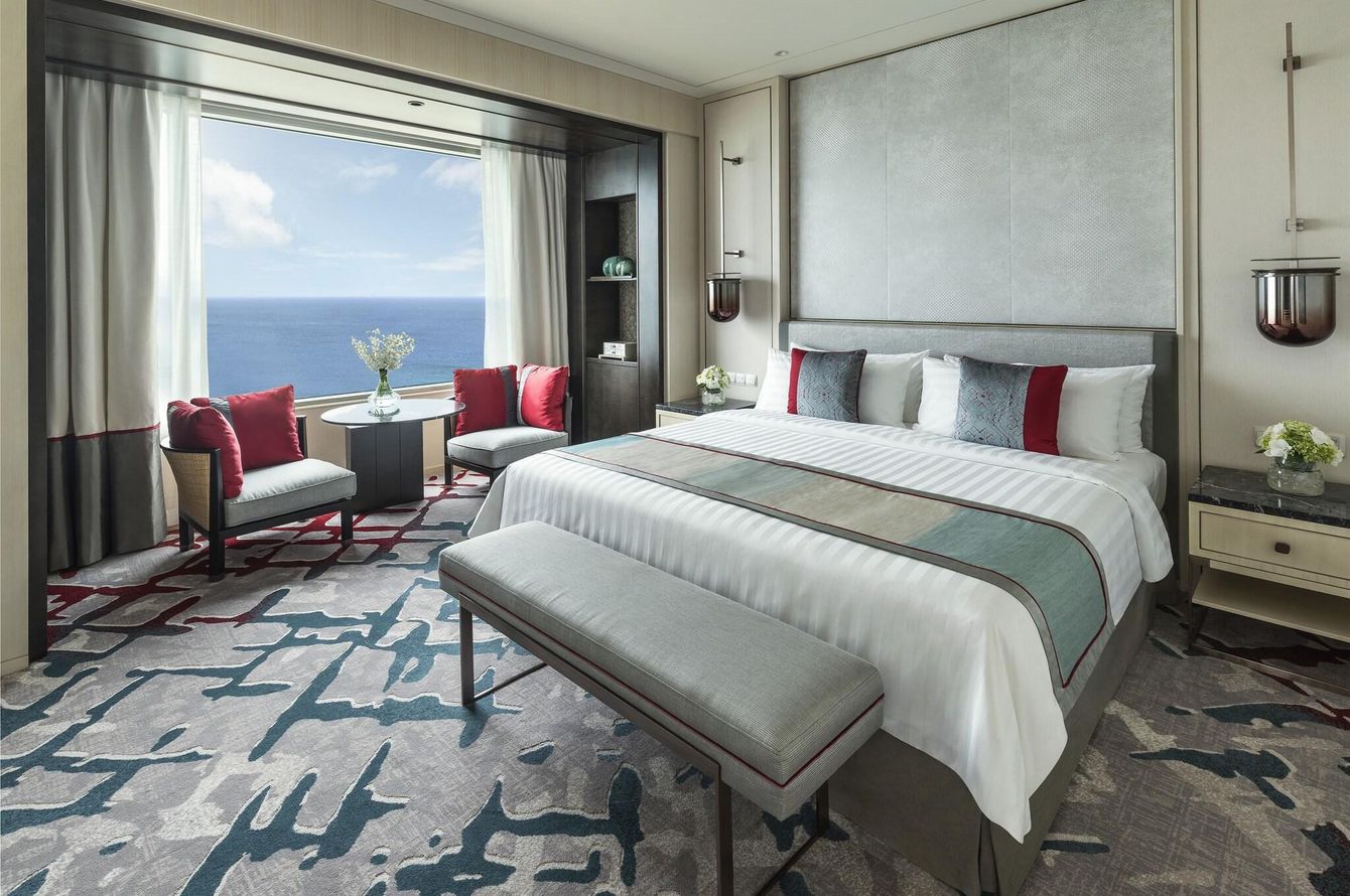Executive Suite