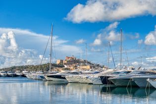 Hafen von Ibiza Stadt