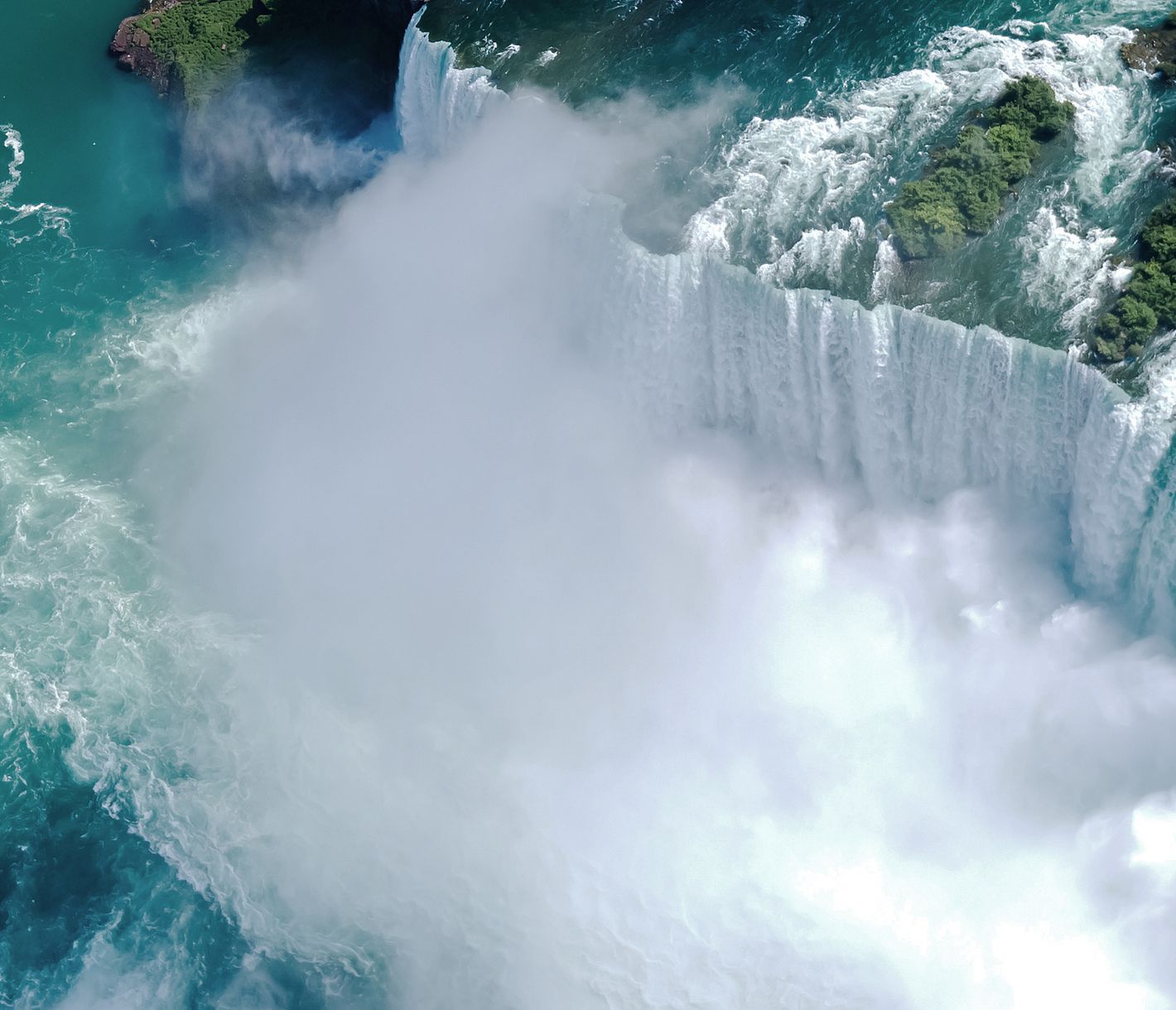 Die Horseshoe Falls – Eine der drei Niagara-Fälle