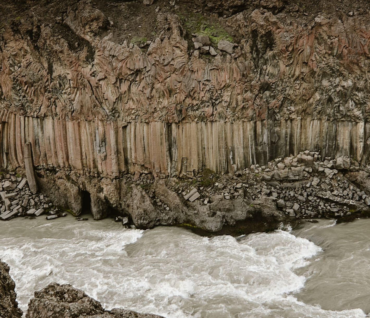 Wüsten, Täler und Basaltsäulen auf der Sprengisandur-Route
