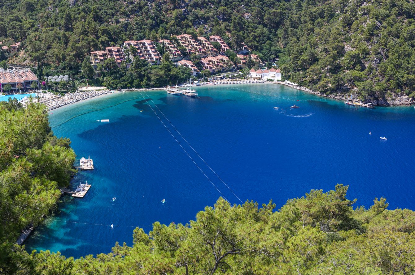 Hillside Beach Club