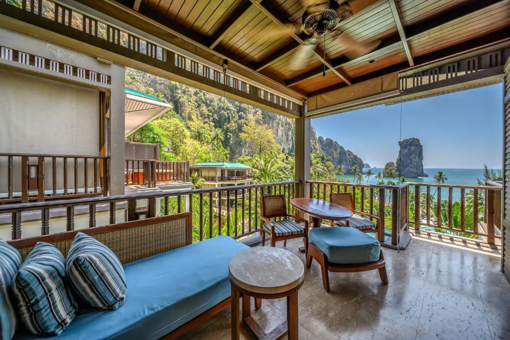 Premium Deluxe Ocean View