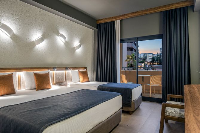 Dreibettzimmer Deluxe