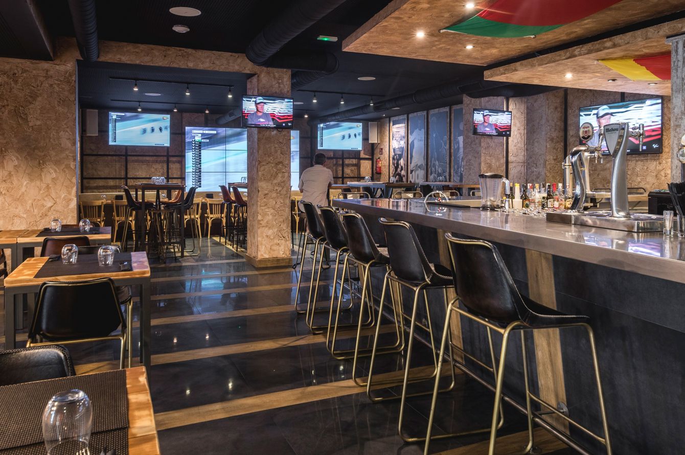 Bar