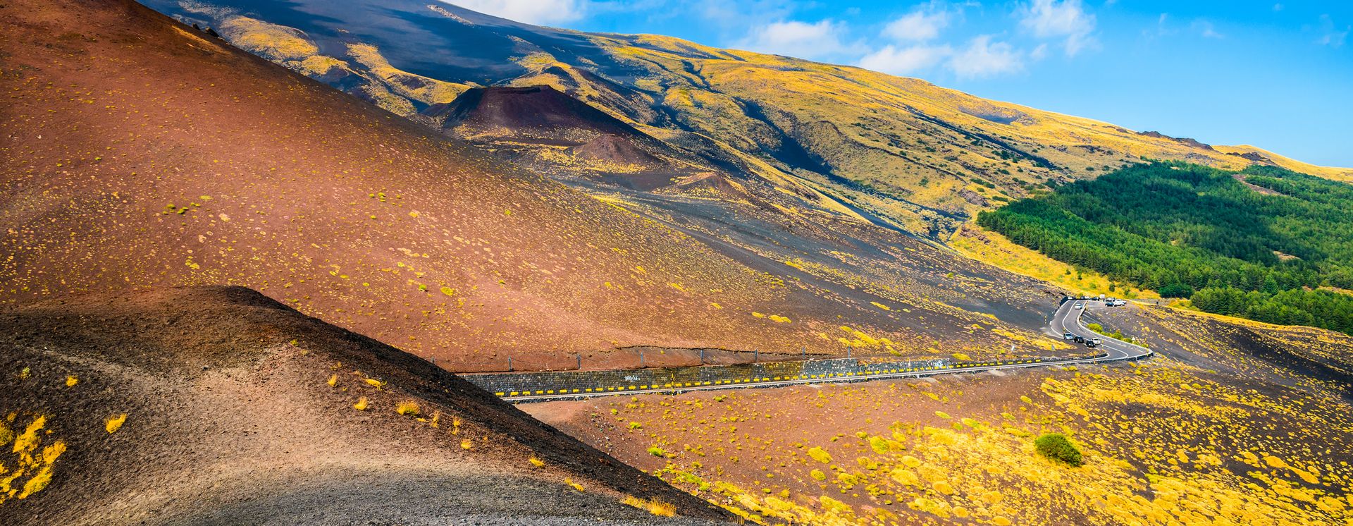 Farbenspiel auf dem Etna