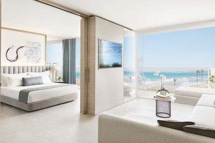 One Bedroom Suite Deluxe Meersicht