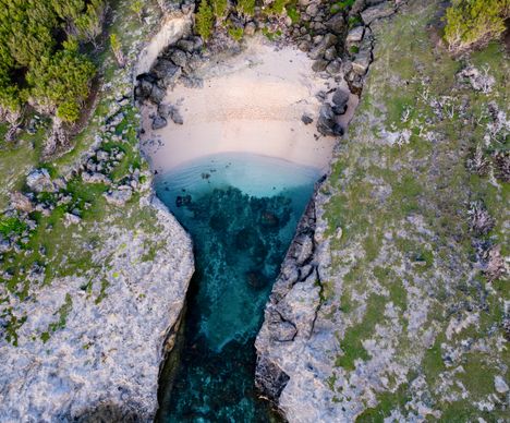 Postkartenmotiv: Die Anse Bouteille auf Rodrigues Island aus der Vogelperspektive.