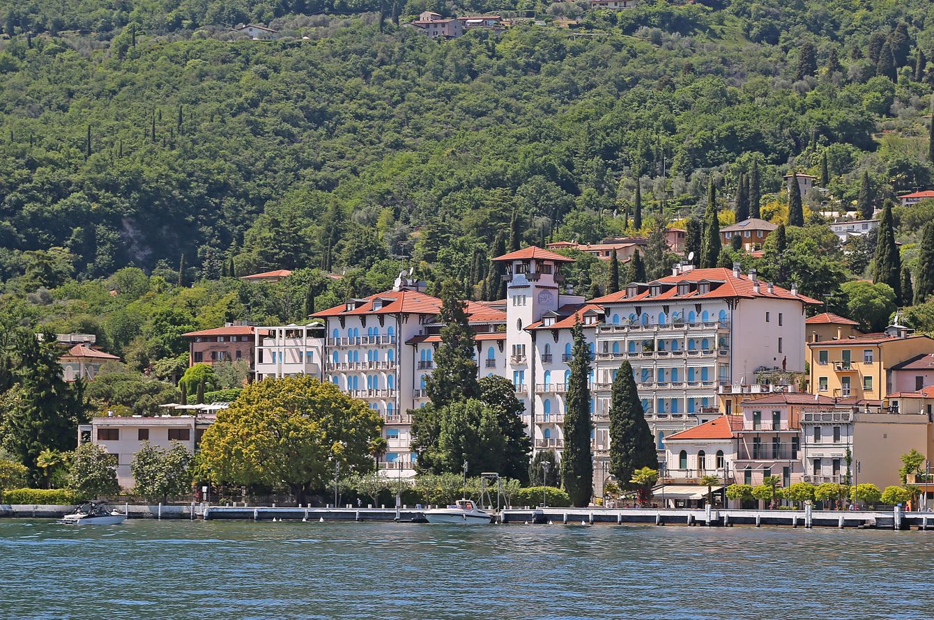 Hotel Savoy Palace