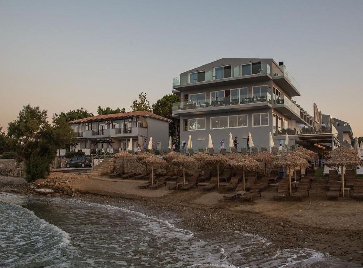 Golden Coast Resort