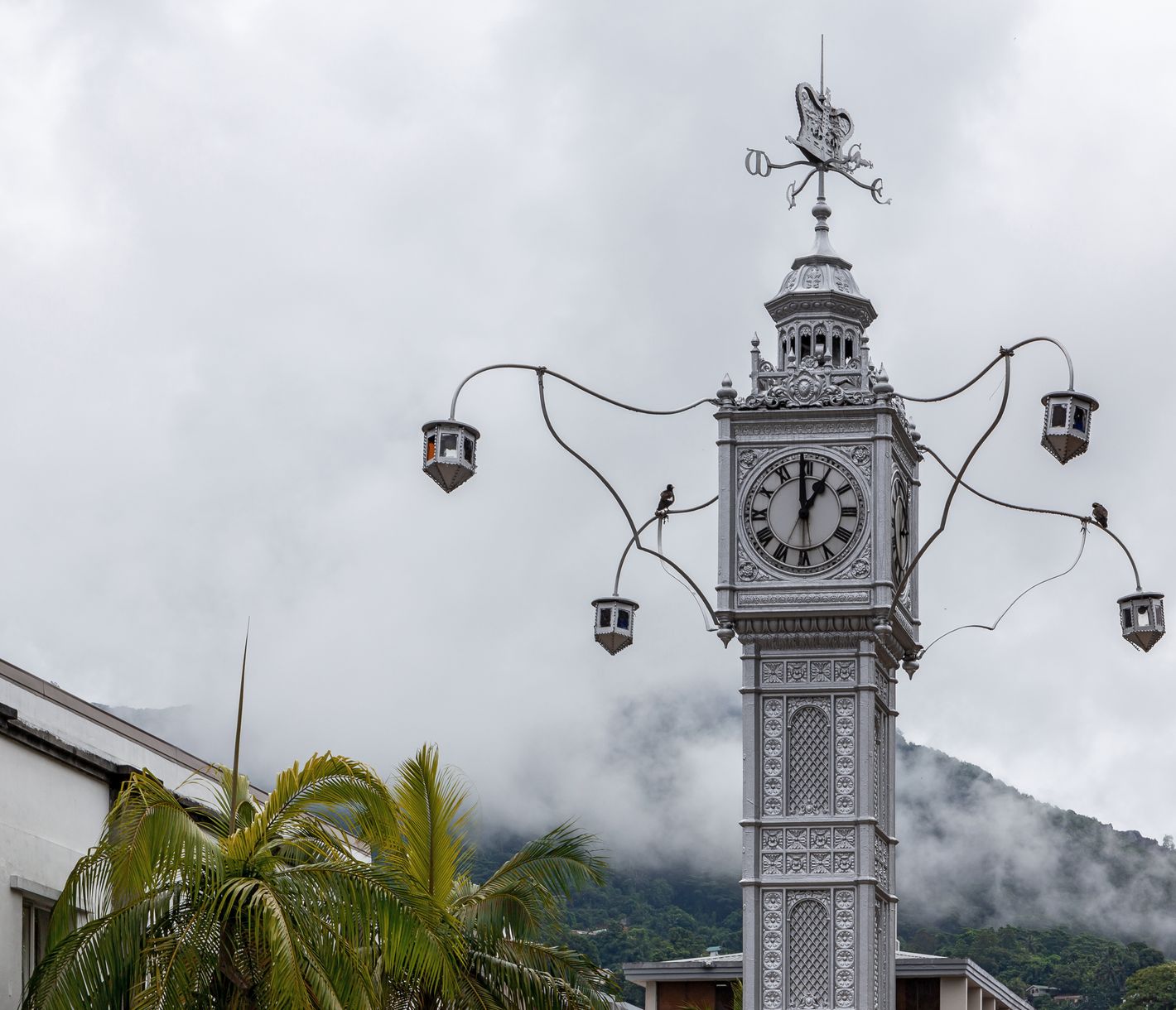 Der Uhrenturm, auch Clock Tower oder Lorloz genannt, befindet sich in der Hauptstadt Victoria.