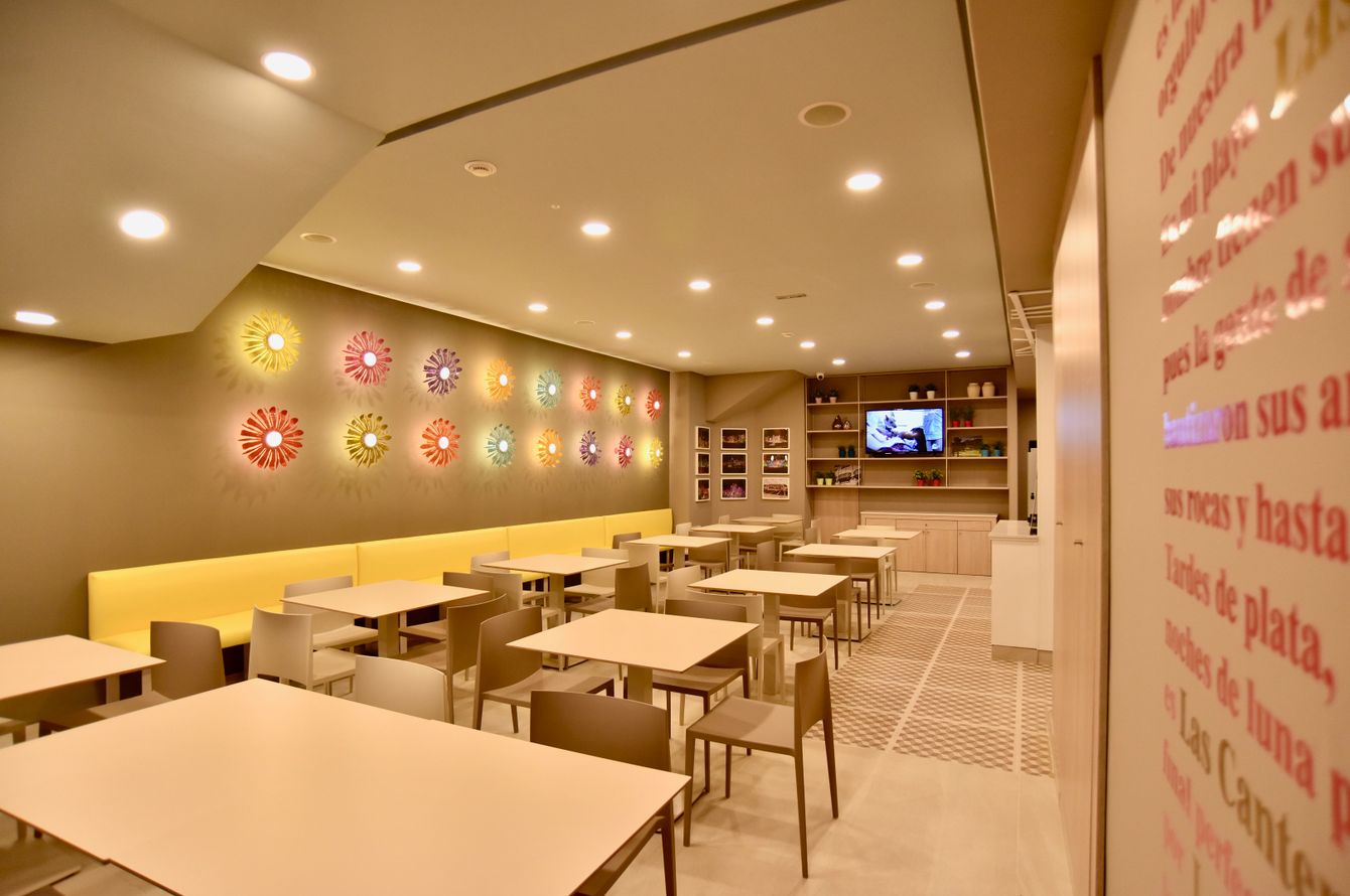 salle de petit-déjeuner
