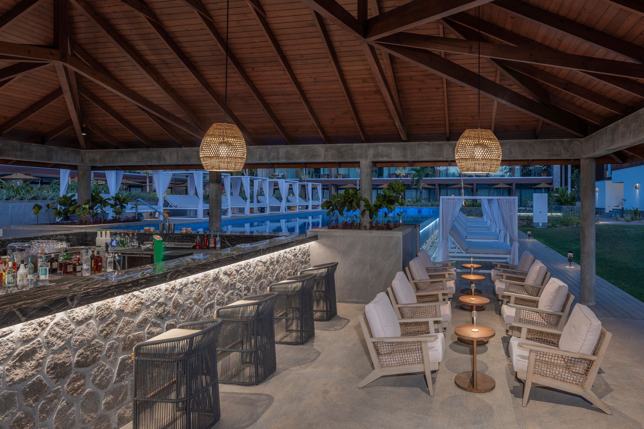 Lagoon Pool Bar