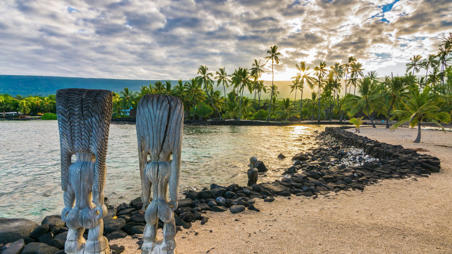 Le temple Puuhonua o Honaunau offre un aperçu intéressant de la culture hawaïenne.