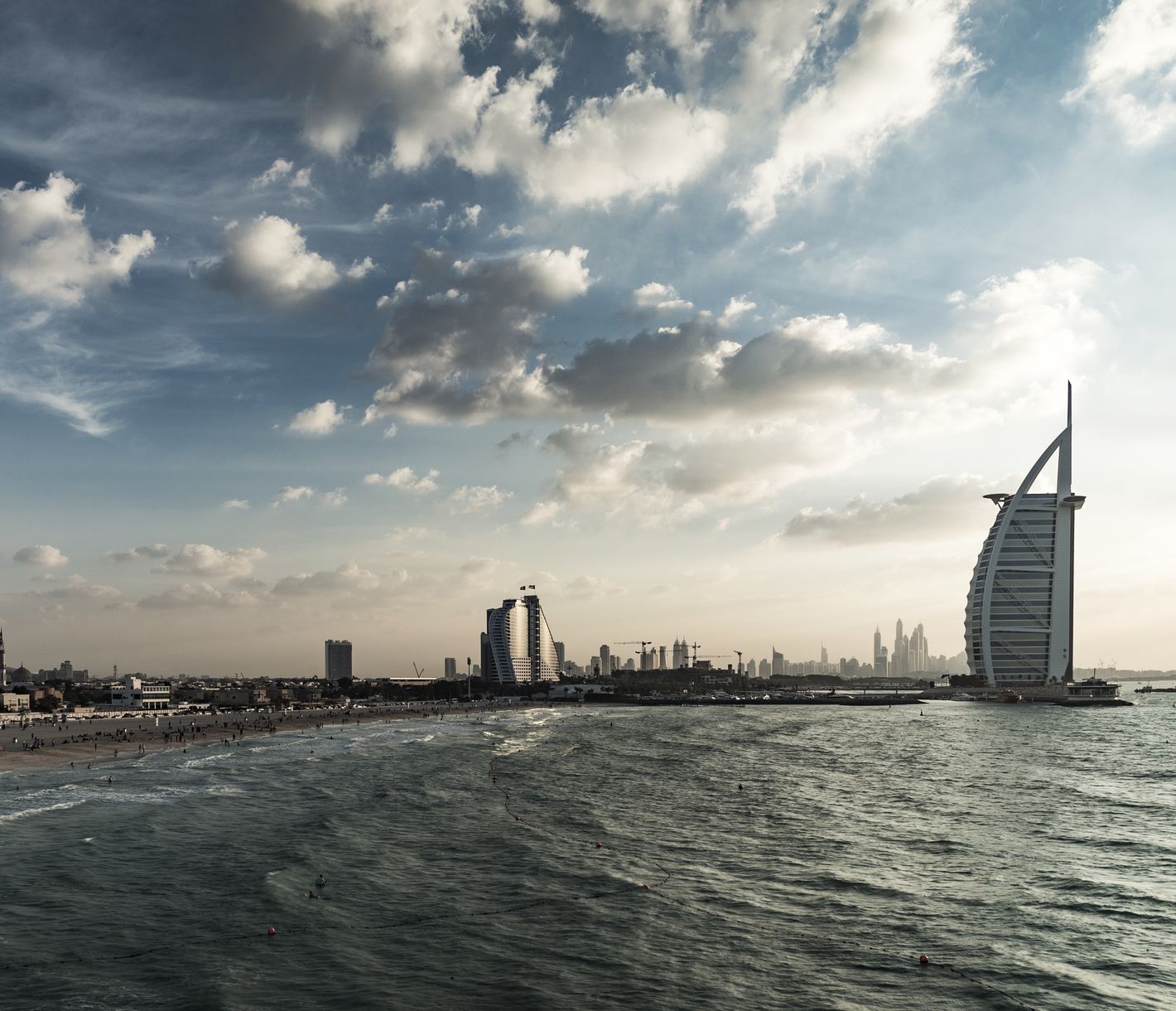 Burj Al Arab – Ikone des Luxus in Dubai vom Wasser aus erleben