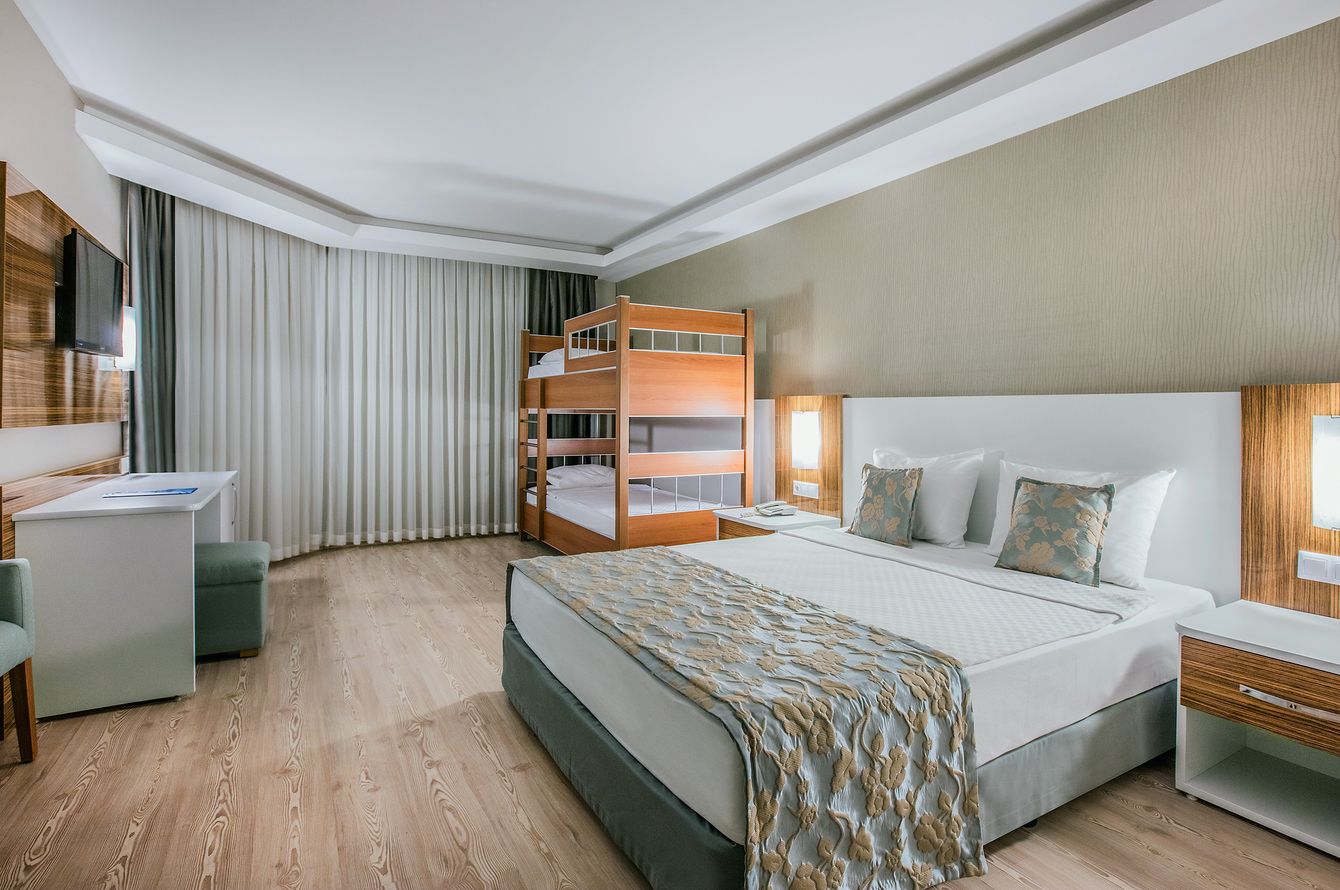 Chambre double avec lits superposés
