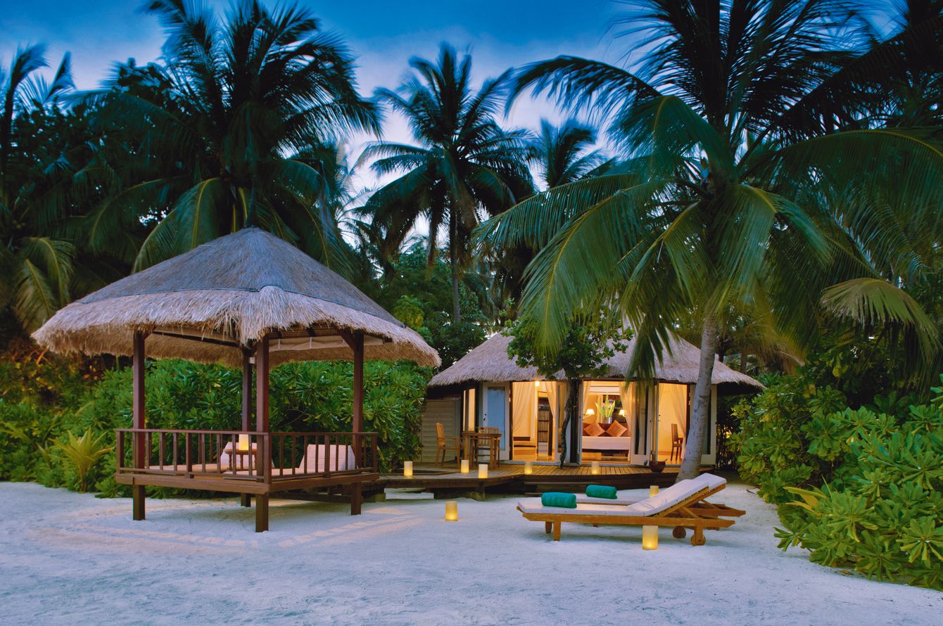 Beachfront Pool Villa