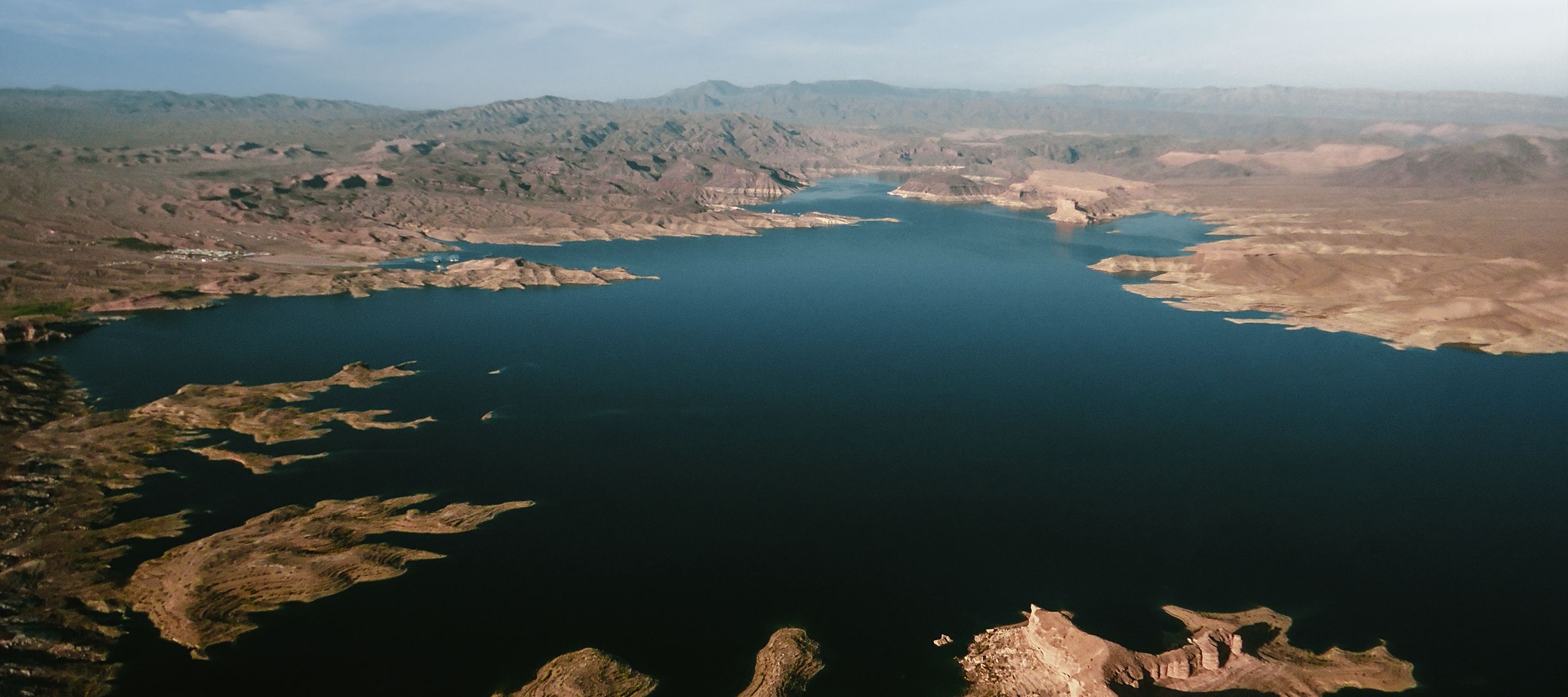 Der Hoover Dam und der dadurch entstandenen Lake Mead dient als Naherholungsgebiet.