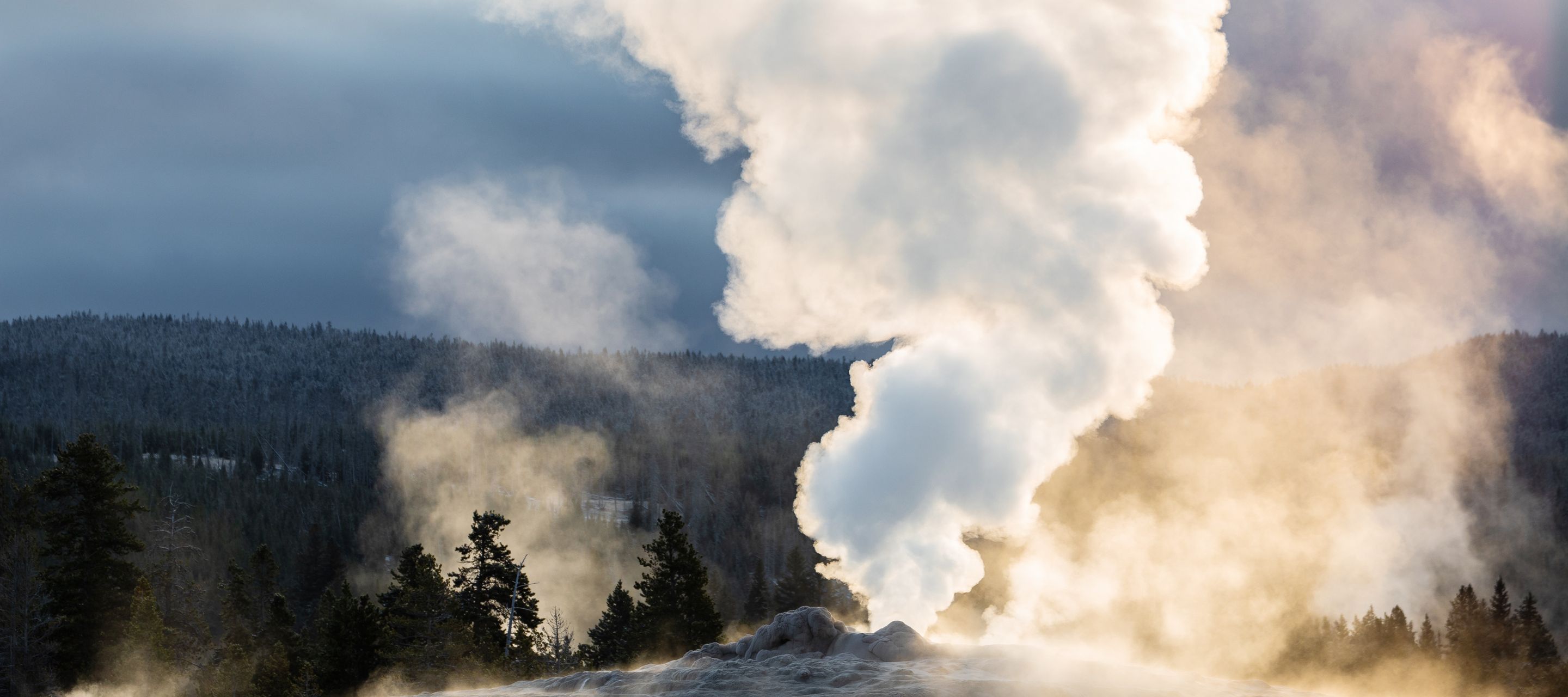 Old-Faithful-Geysir im Yellowstone National Park