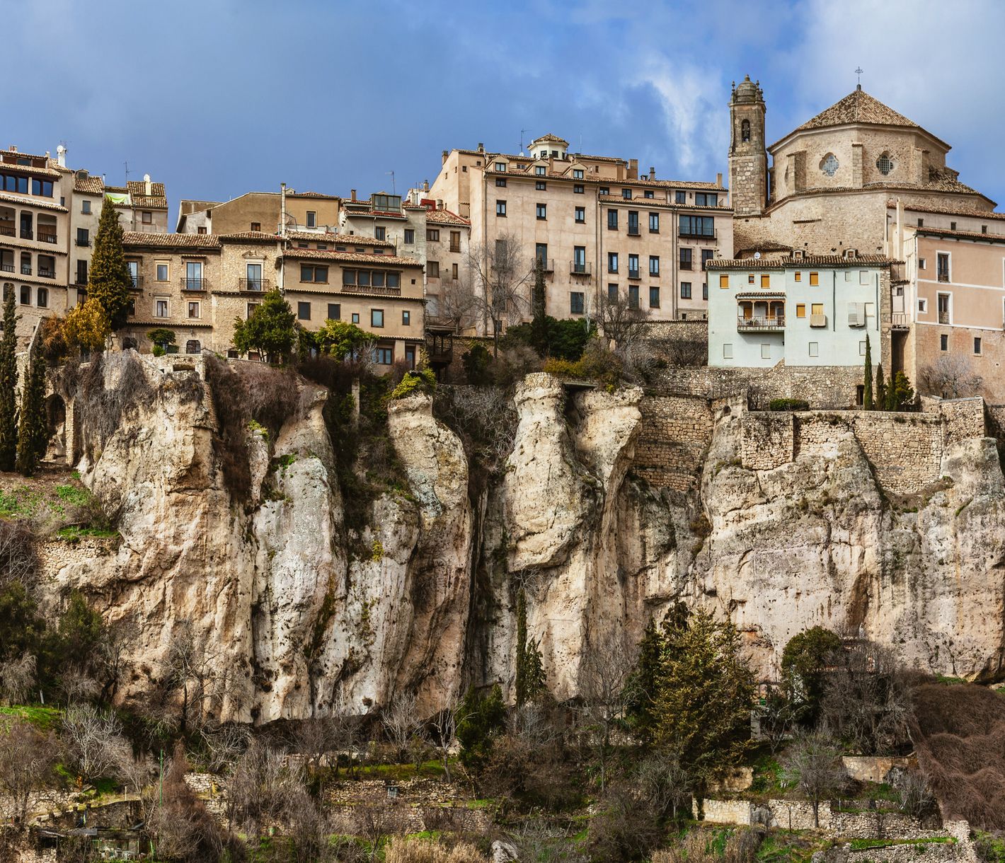 Cuenca – Mittelalterliche Stadt an den Felsen