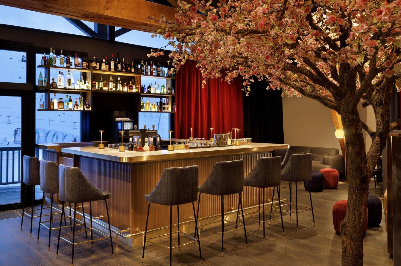 Bar