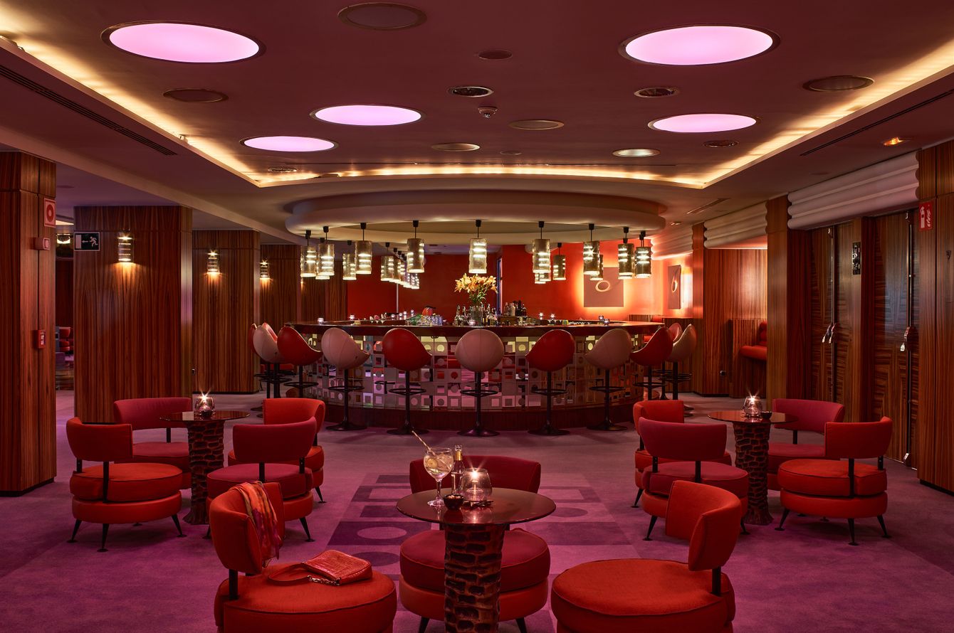 Bar