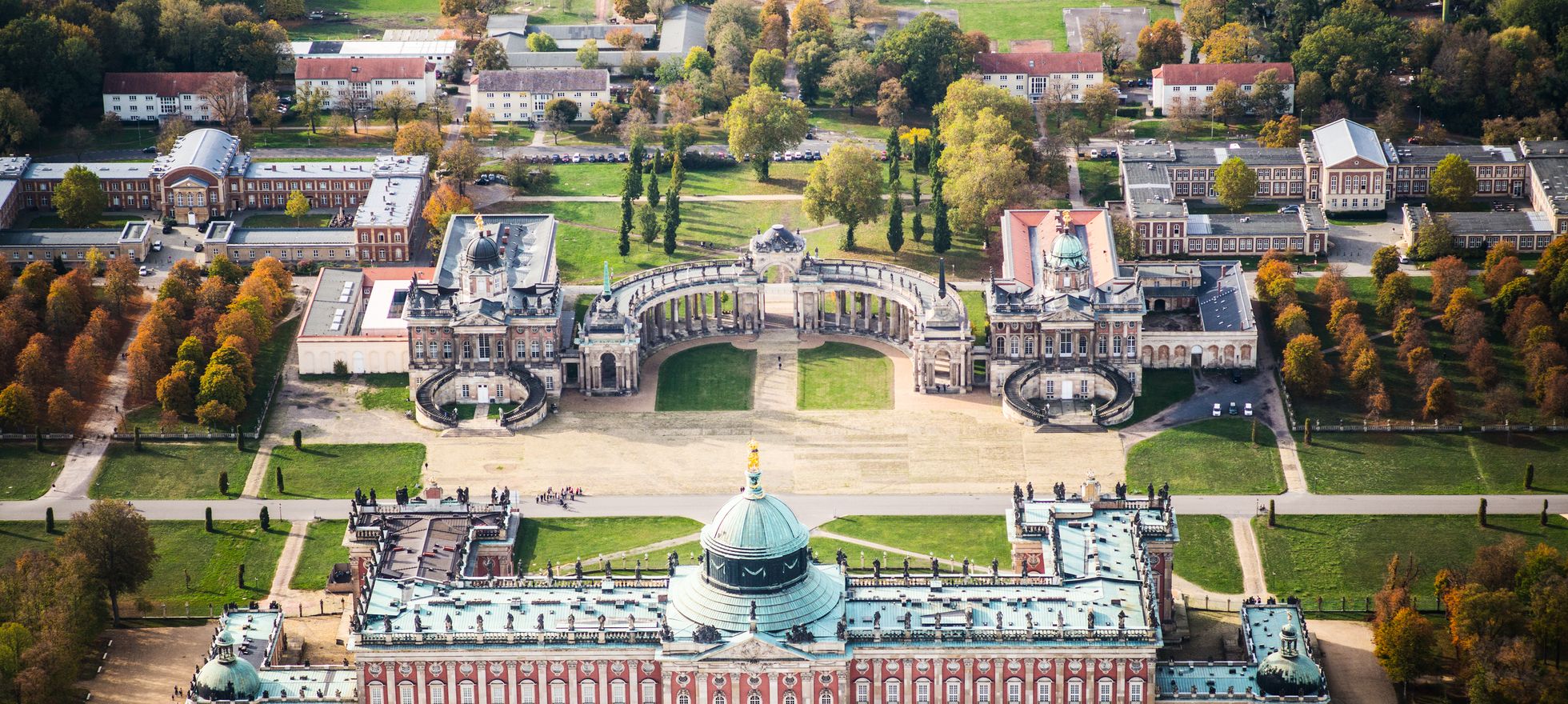 Blick auf das Schloss Sanssouci in Potsdam.