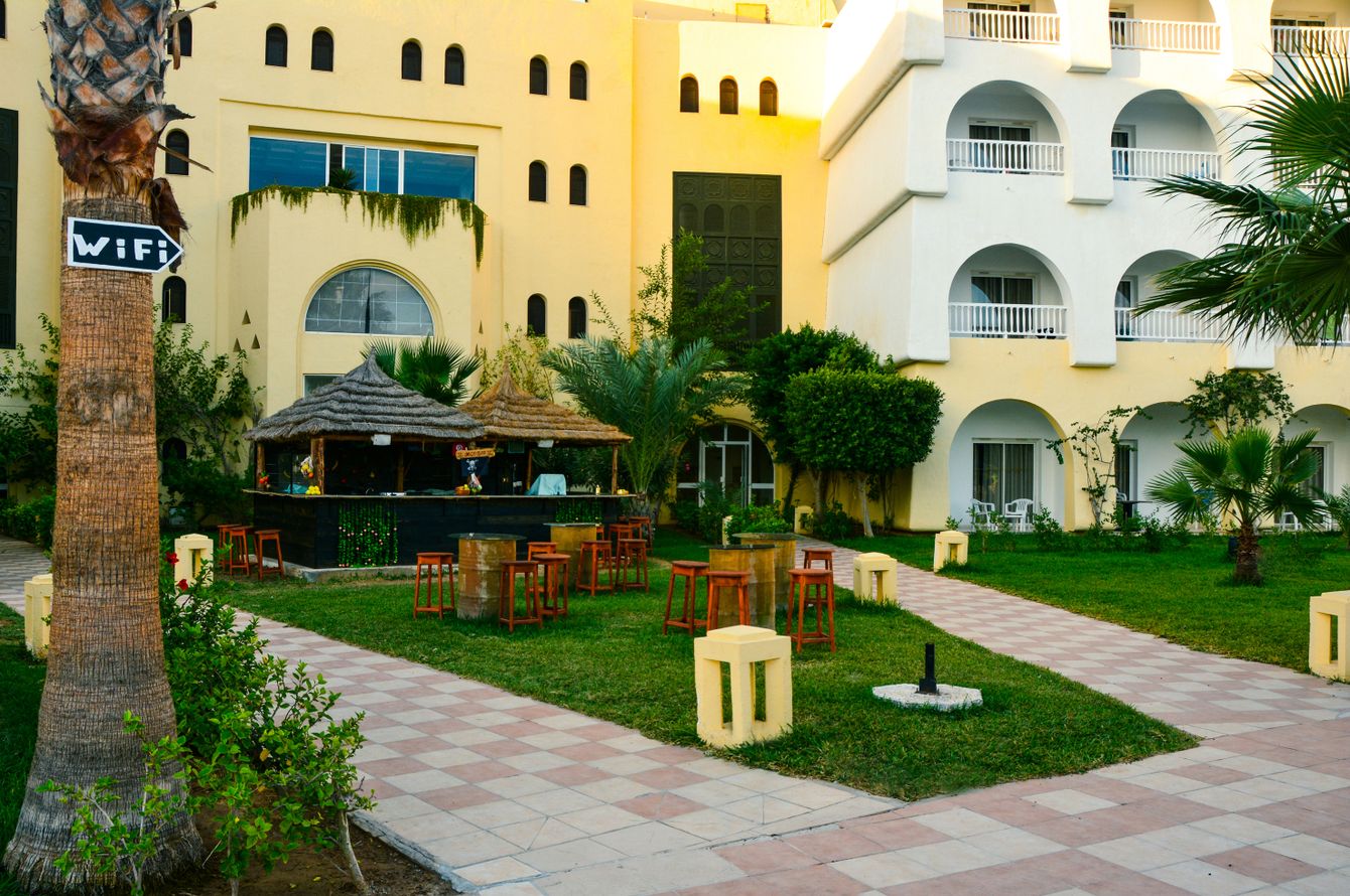 Bar