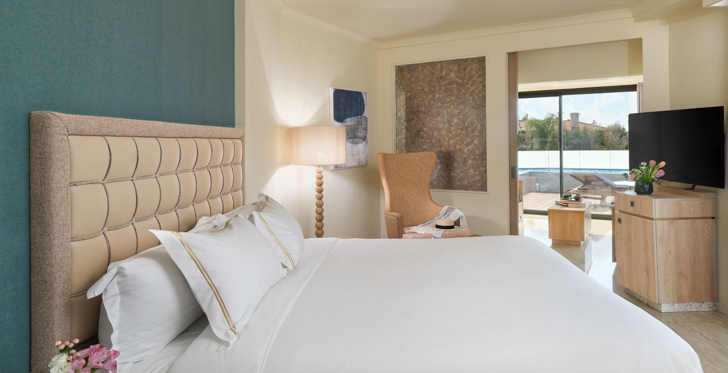 Swim-up Junior Suite Meersicht