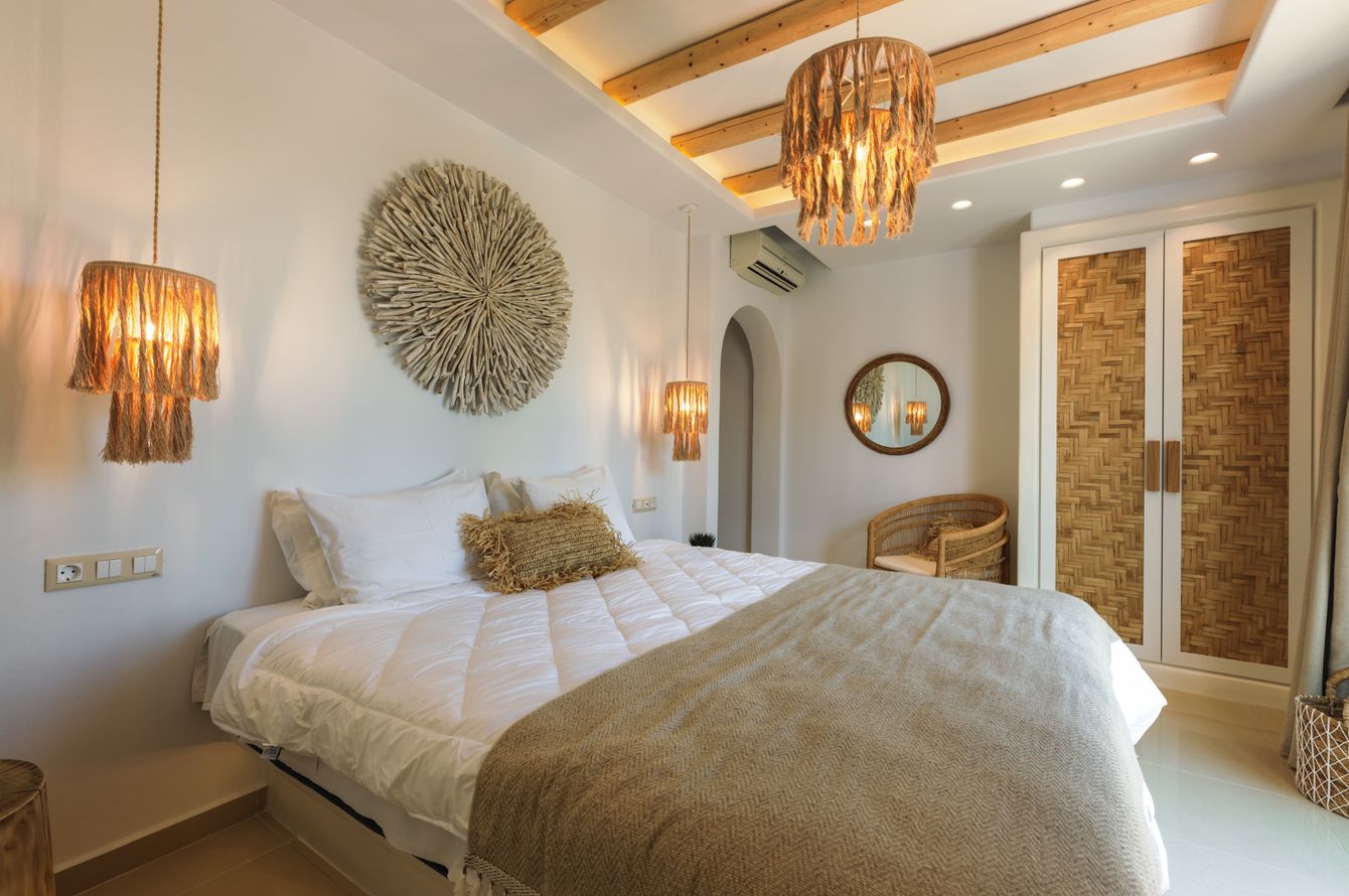 Signature Suite