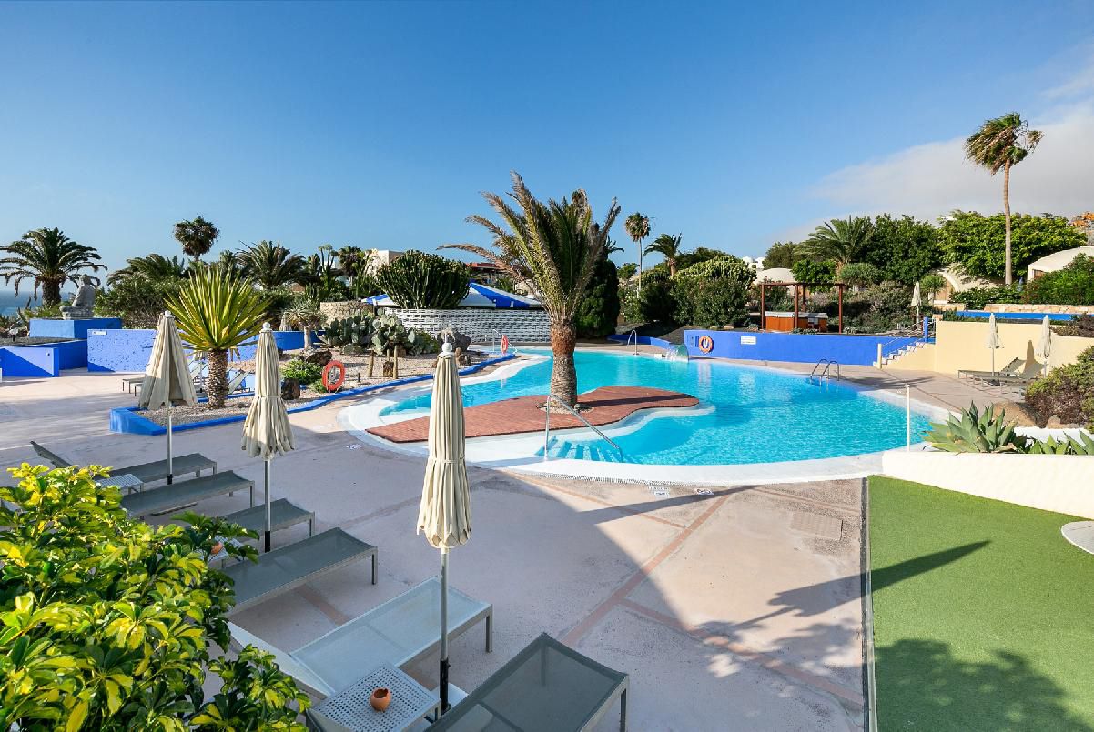 LIVVO Risco del Gato Suites