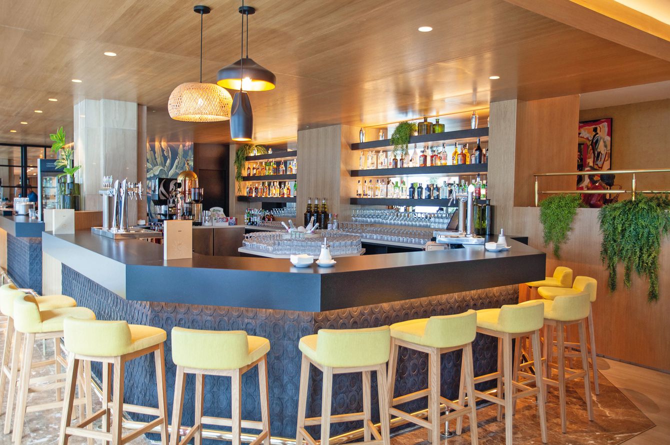 Bar