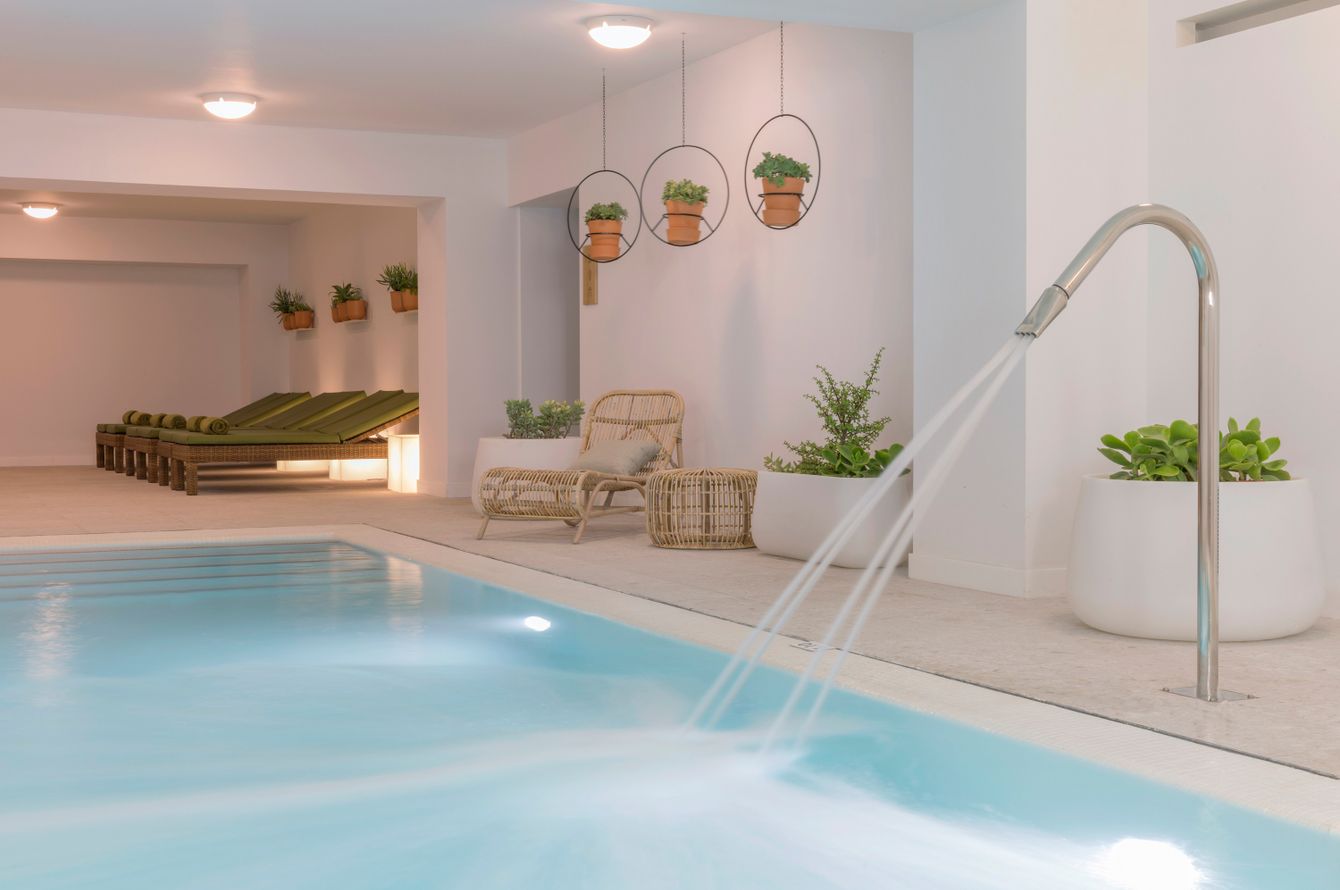 Piscine intérieure