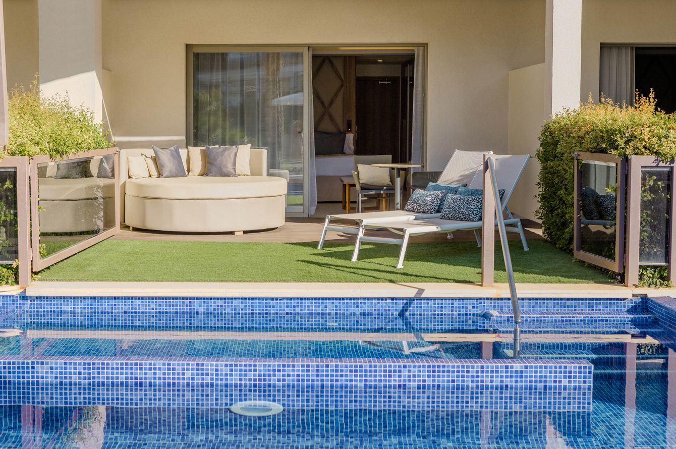 Junior Suite Swim-up