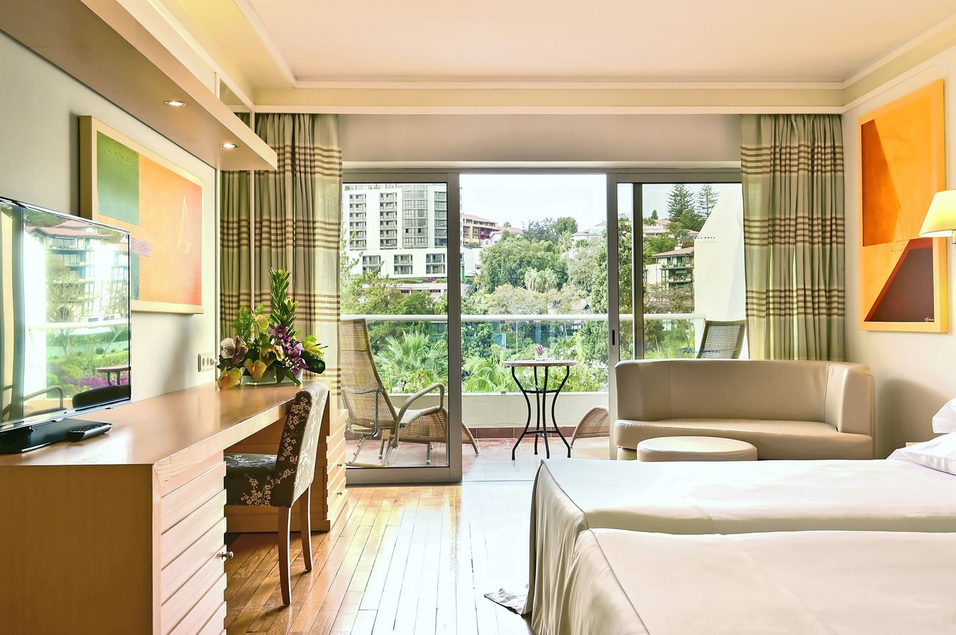 Doppelzimmer Classic Poolsicht
